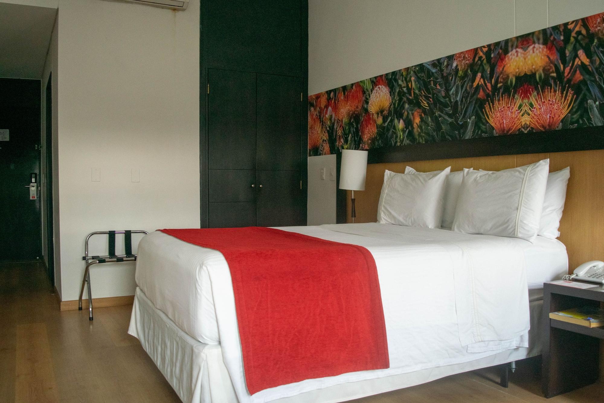 Mi Hotel Sandiego Medellín Dış mekan fotoğraf
